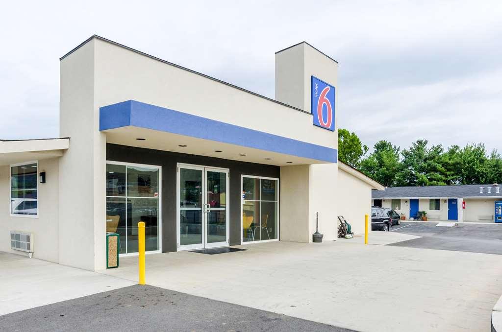 Motel 6 Troutville, Va Zewnętrze zdjęcie